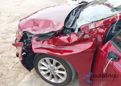 2022 Toyota Corolla Le z USA, uszkodzony, nr VIN JTDVPMAE1NJ211096